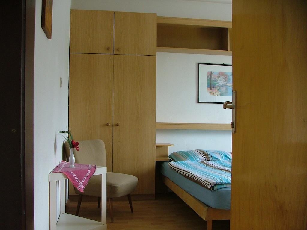 Pension Weiss Drobollach am Faakersee Habitación foto